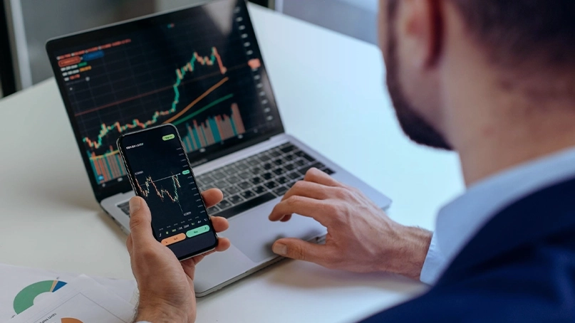 Ulinex Vara KI-Handelsdashboard